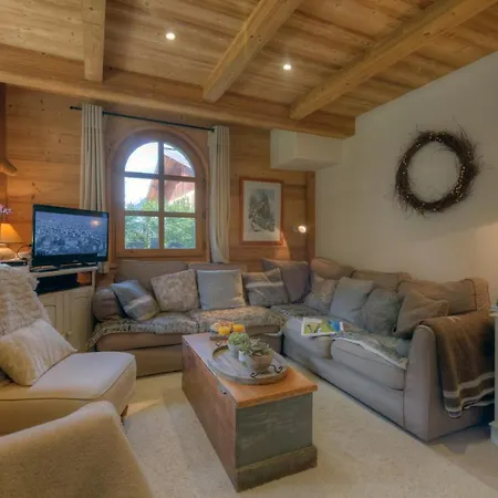Les Chosalets Sleeps 7 *