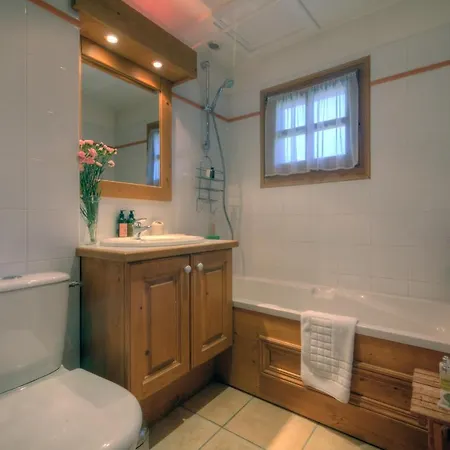 Les Chosalets Sleeps 7 Apartament *